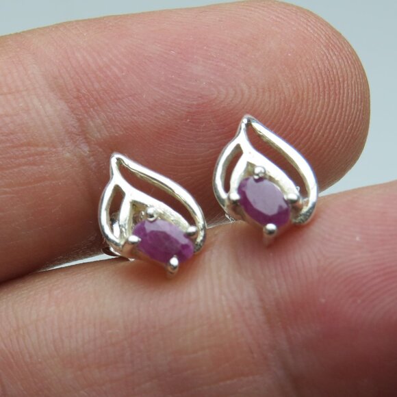*925 Sterling Silver Genuine Ruby Earring Studs - Picture 1 of 5